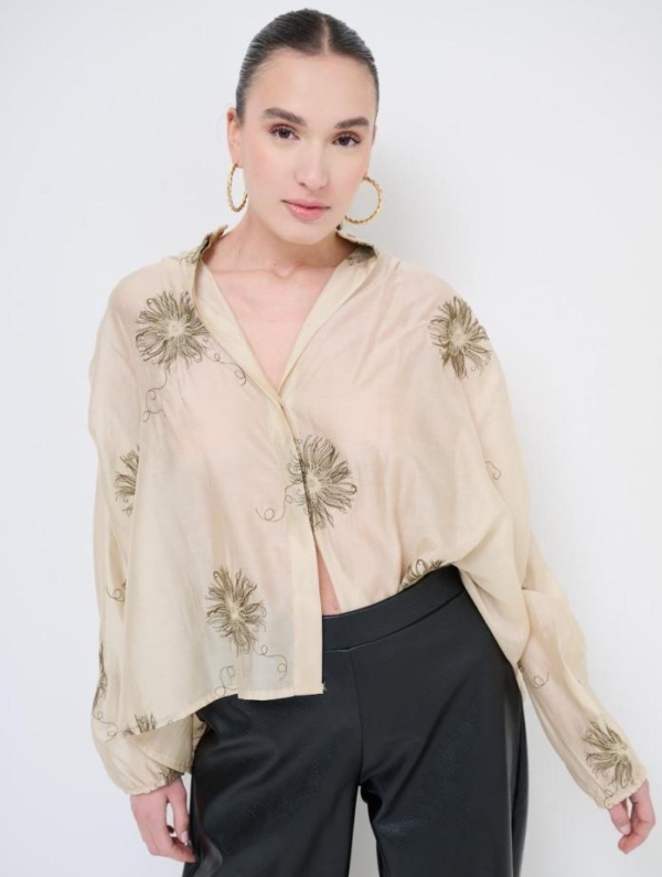 Bestickte Bluse in Beige mit Blumenmuster Italy 36 -40